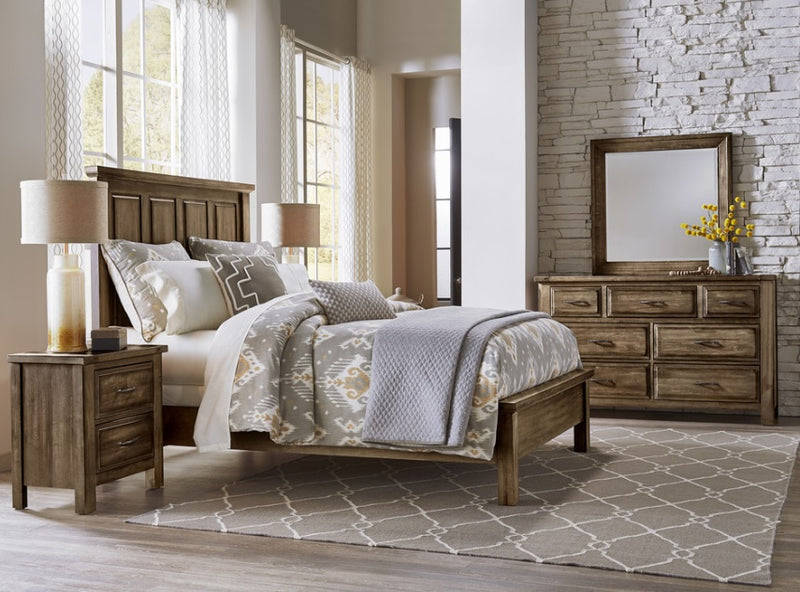 Vaughan-Bassett Maple Road Queen Slat Poster Bed in Maple Syrup