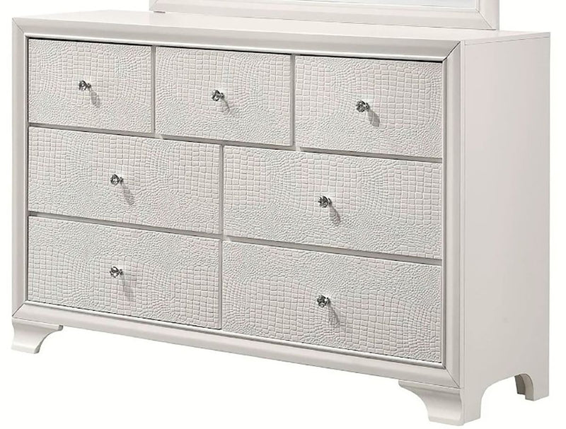 Crown Mark Furniture Lyssa 7 Drawer Dresser in White image