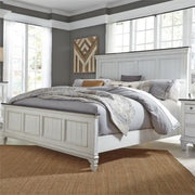 Liberty Furniture Allyson Park Cal King Panel Bed in Wirebrushed White image