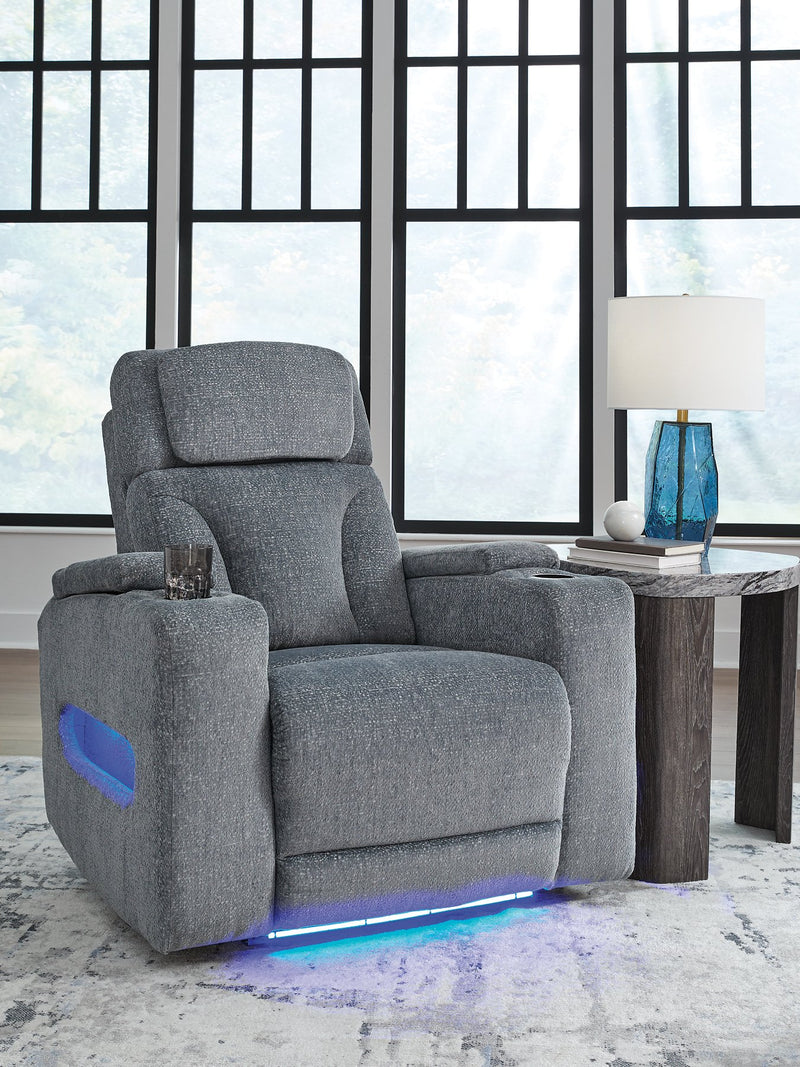 Studio Cave Power Recliner