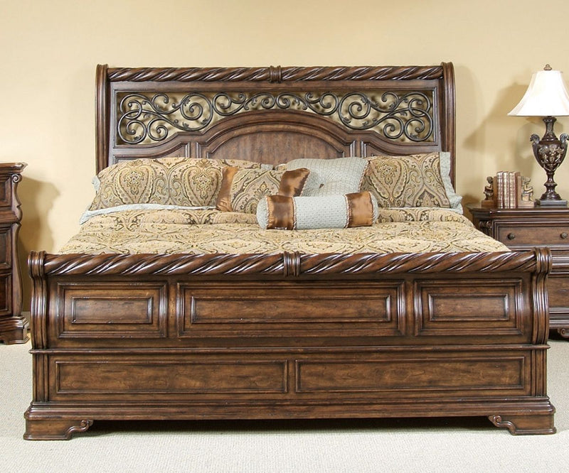 Liberty Furniture Arbor Place Sleigh Footboard Queen Bed