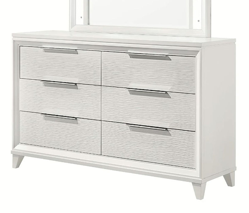 Crown Mark Furniture Cressida 6 Drawer Dresser in White image
