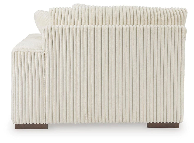 Lindyn Sectional with Chaise