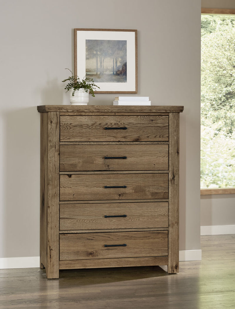 Vaughan Bassett Yellowstone 5 Drawer Chest in Chestnut Natural