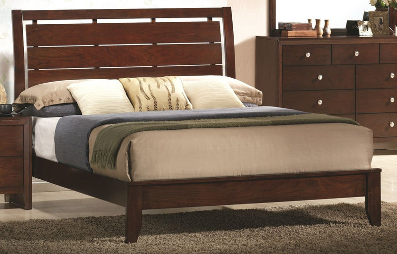 Crown Mark Furniture Evan Queen Bed in Warm Brown
