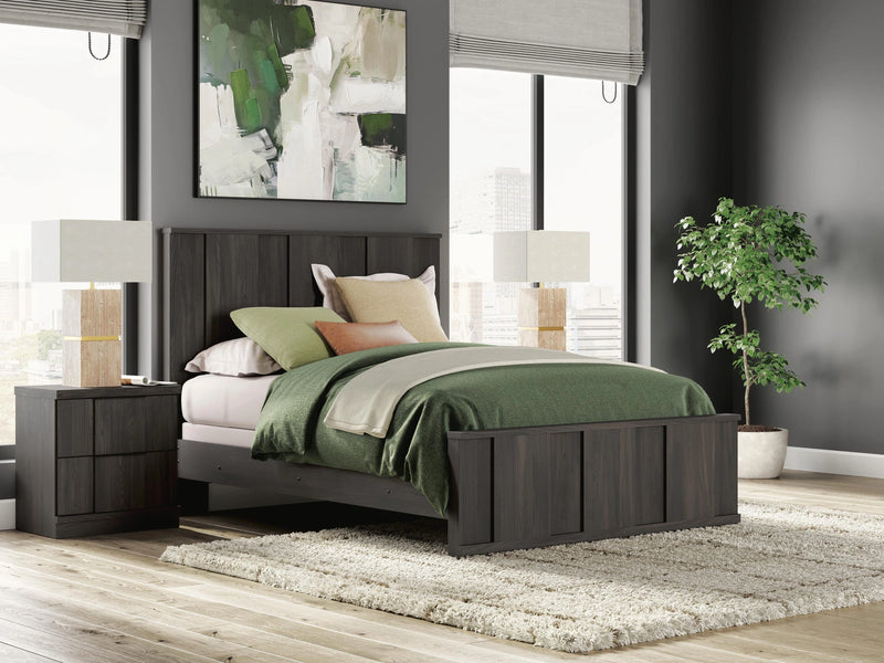 Shaehartin Bedroom Set