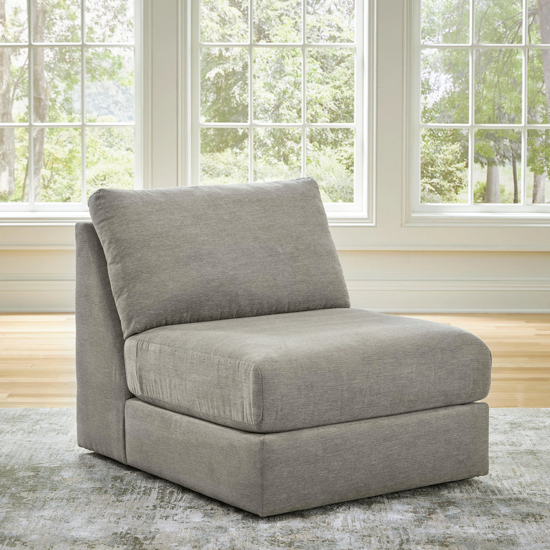 Avaliyah Sectional with Chaise