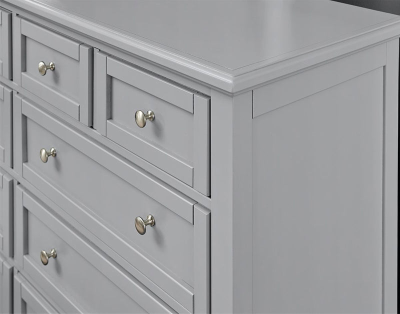 Vaughan-Bassett Bonanza Triple Dresser in Gray